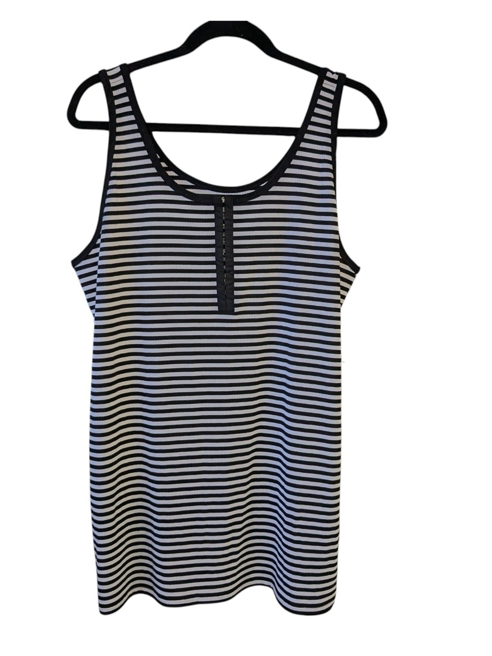 Torrid super soft rib knit black & white striped tank top hook & eye 3XL NWT
